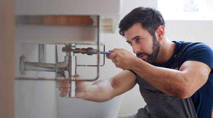 Expert burst pipe repair services in Glenwood, MD